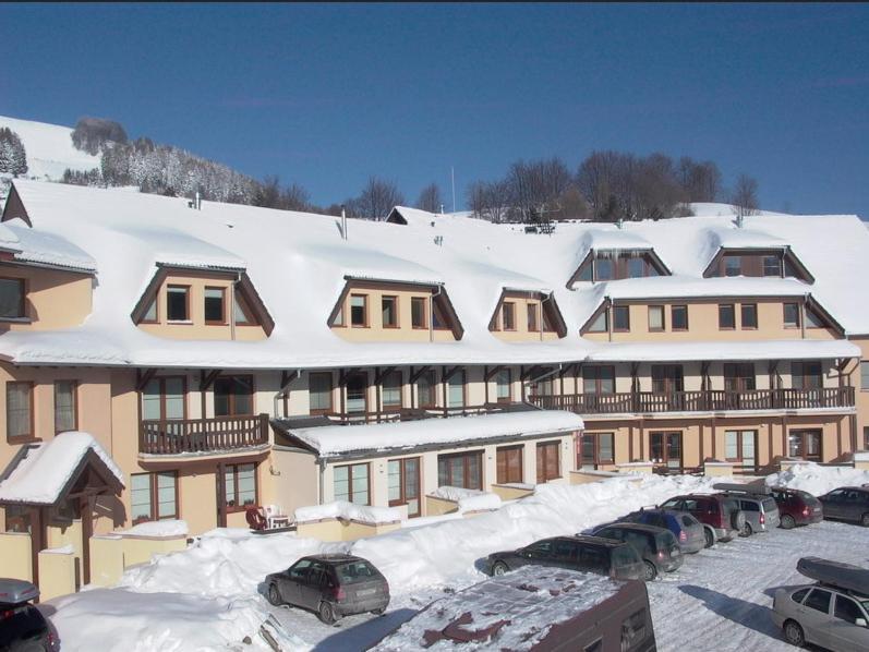Apartmanovy Dom Magura Donovaly Exterior photo